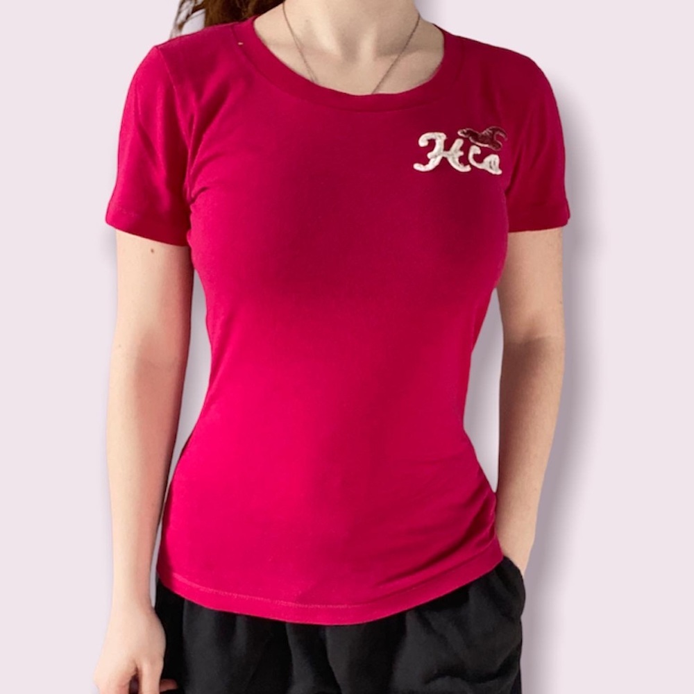Hollister tee
